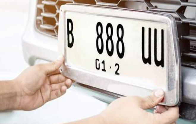 podiumnews.com-Ketahui Aturan Ganti Pelat Warna Putih